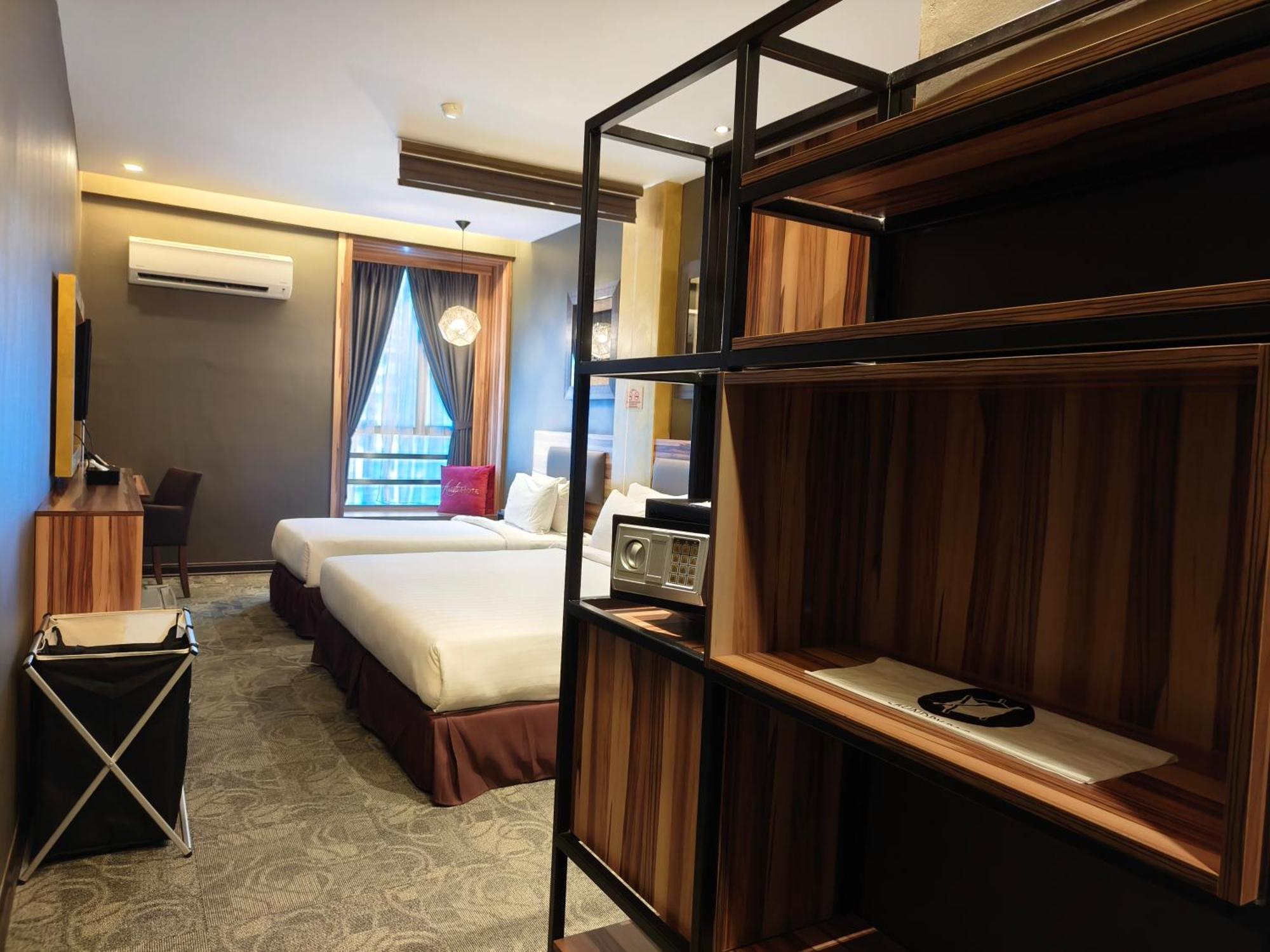 Hotel Asiatic 3*